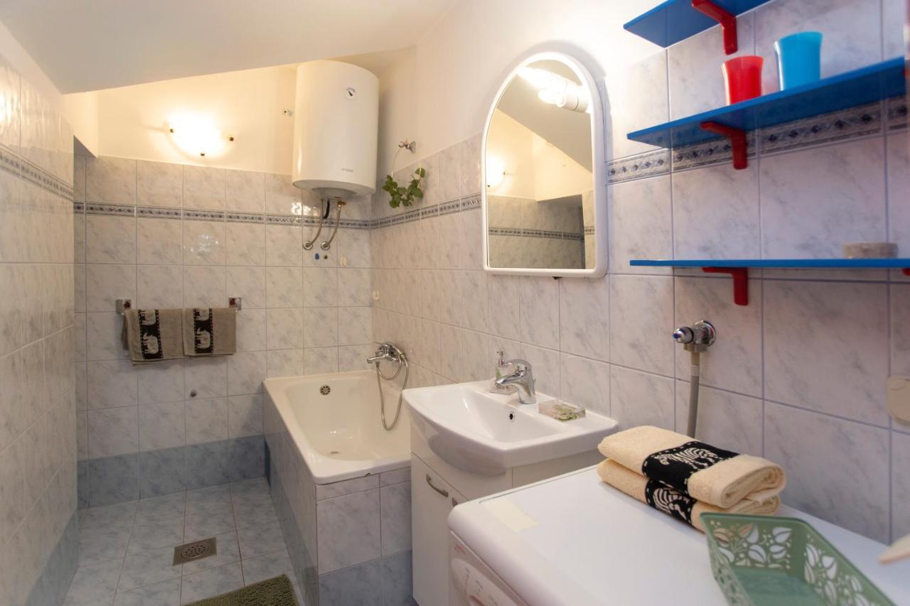 Apartment Kika พูลา ภายนอก รูปภาพ